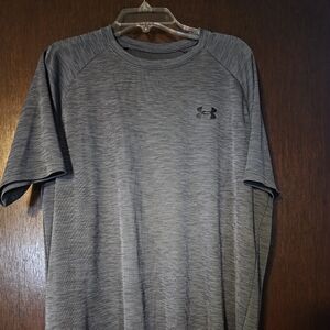 Under Armour Men's Striped Gray Tee